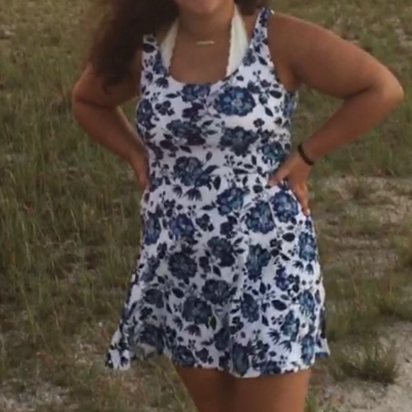 Floral skater dress - Picture 4 of 4